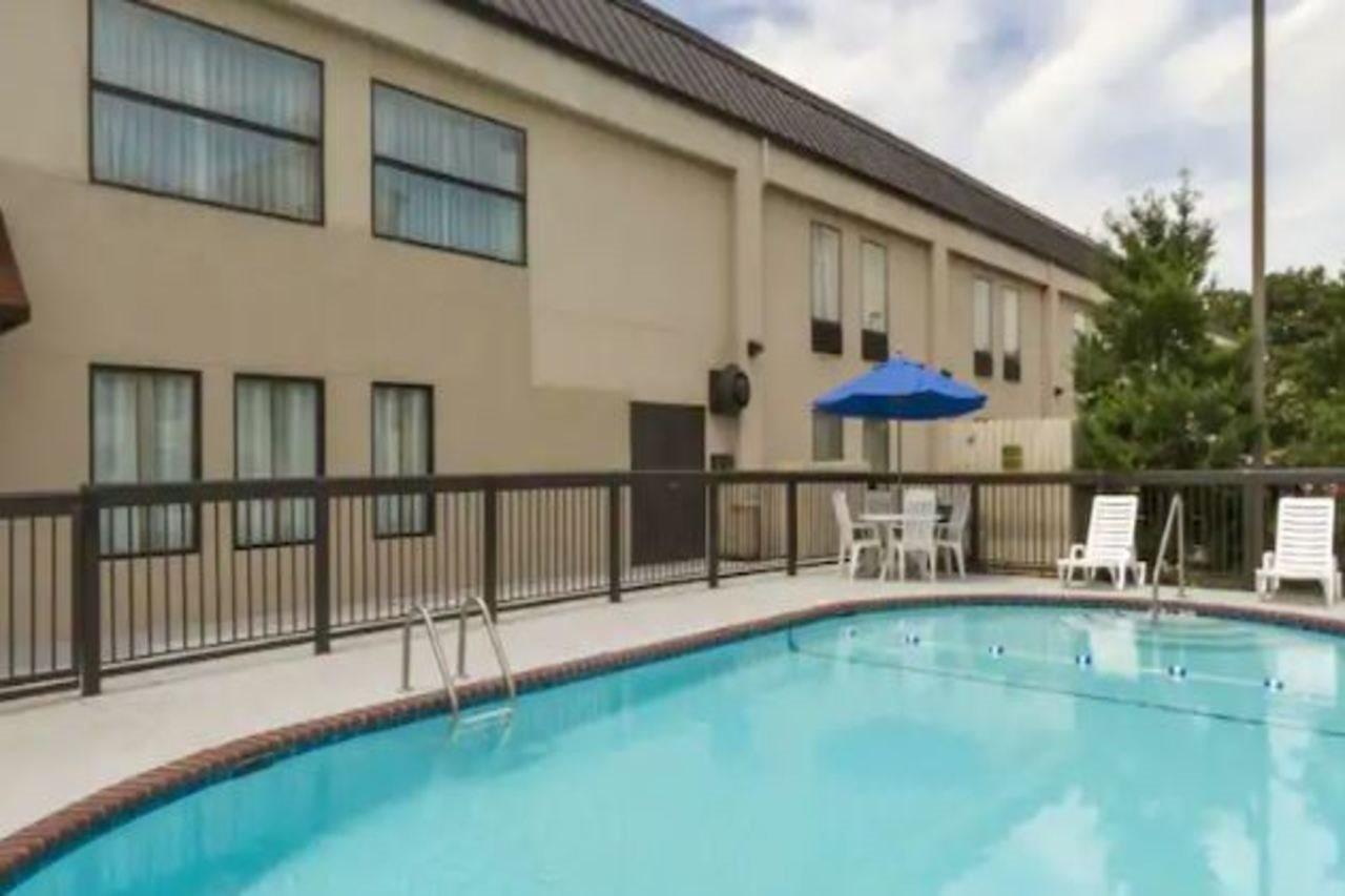 Hampton Inn Forrest City Exteriör bild