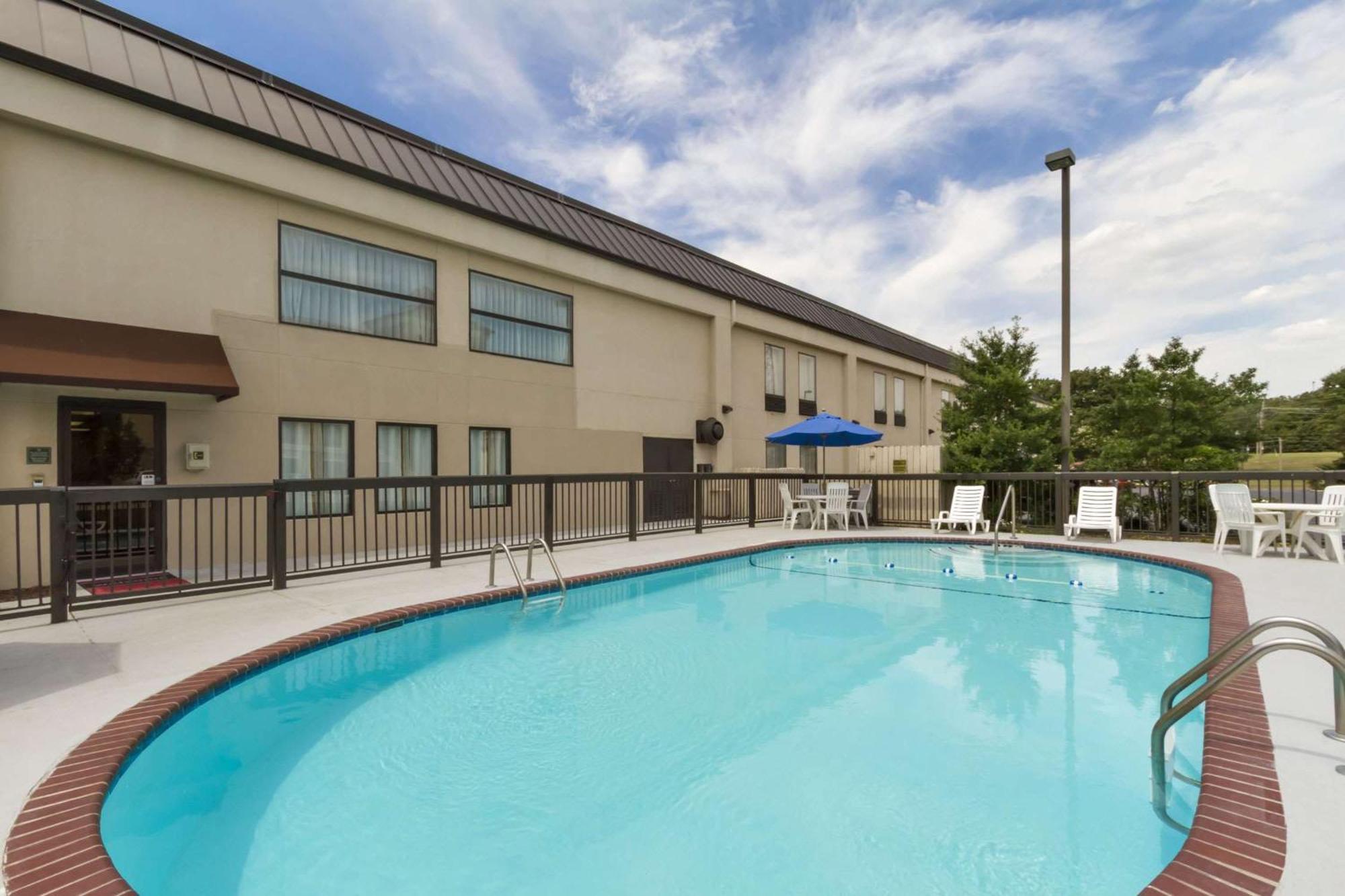 Hampton Inn Forrest City Exteriör bild